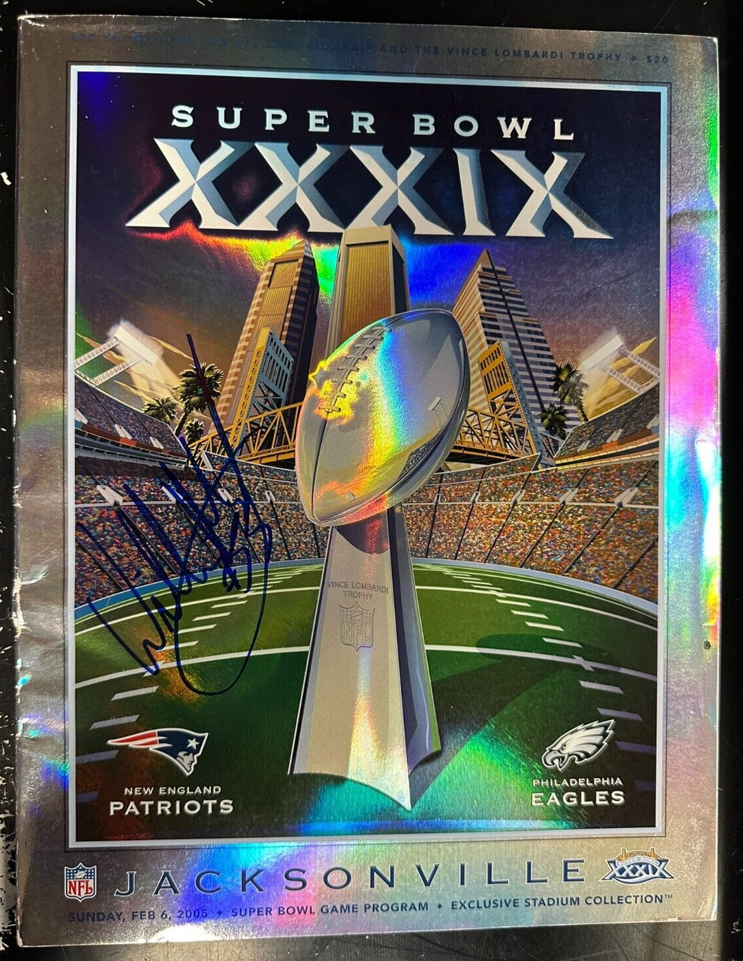 Willie McGinest Signed Super Bowl XXXIX Collector's Edition Program Patriots