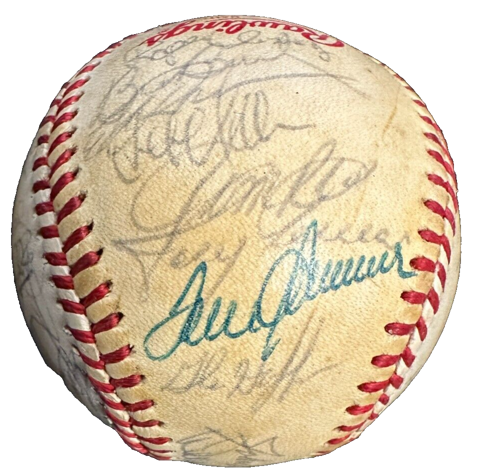 1986 Boston Red Sox Team Signed World Series Baseball BAS Seaver Clemens Rice