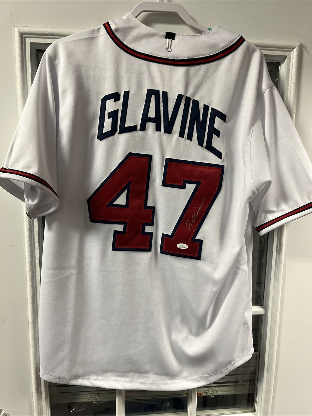 Tom Glavine Signed Baseball Jersey JSA Certification Atlanta Braves Cy Young HOF