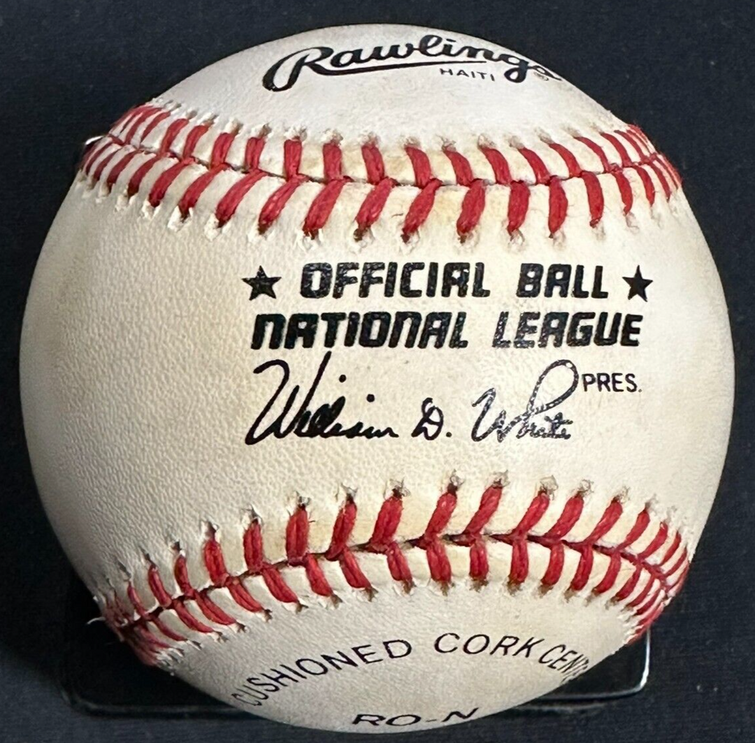 Tom Seaver Autographed Official National League Baseball HOF Mets Reds
