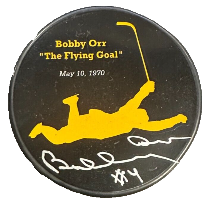 Bobby Orr Autographed 1970 Flying Goal Commemorative Hockey Puck HOF GNR