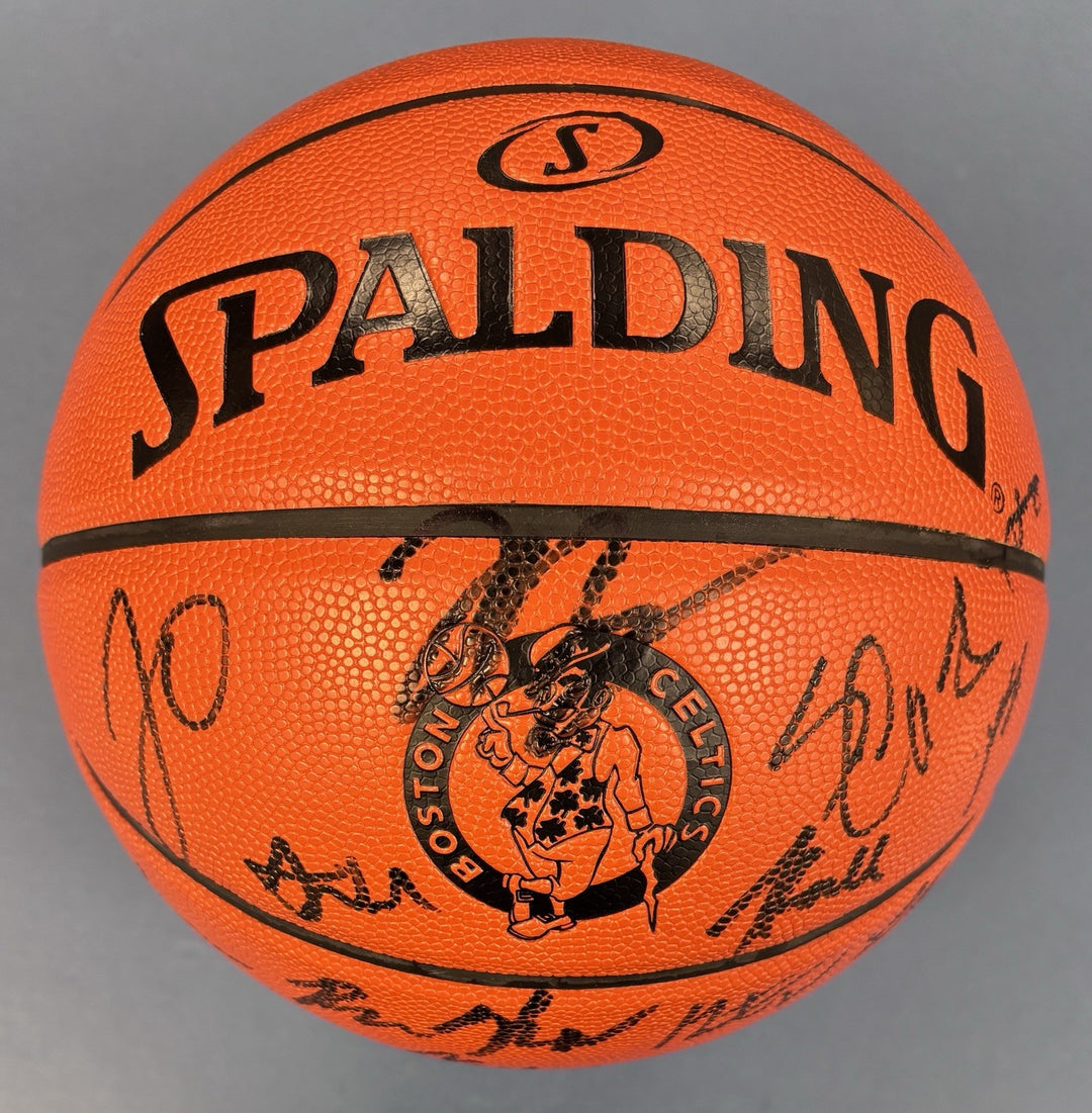 2020-21 Boston Celtics Team Signed Basketball Jayson Tatum Jaylen Brown Beckett