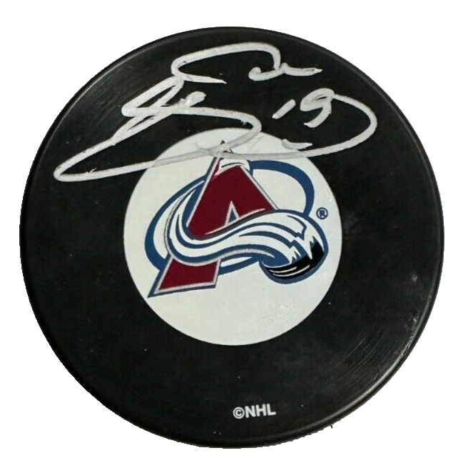 Joe Sakic Autographed Colorado Avalanche Hockey Puck HOF NHL