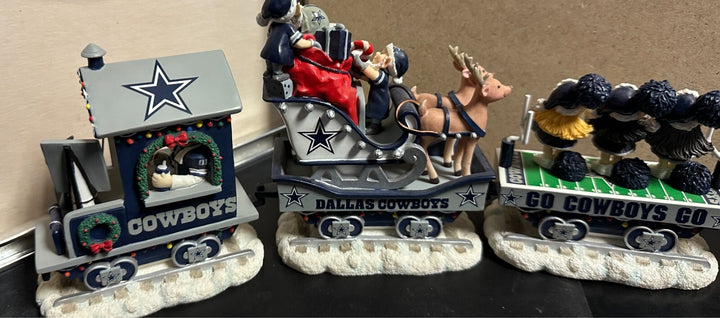 Dallas Cowboys Danbury Mint Holiday Halftime Train Set