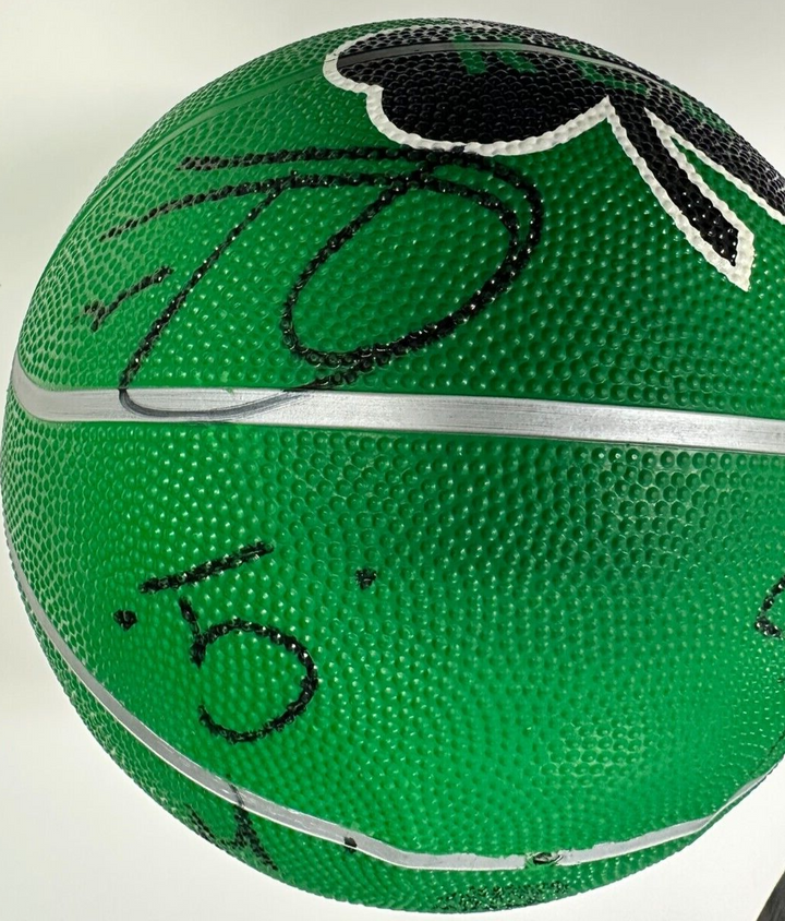 2007-08 Boston Celtics Team Autographed Basketball NBA Champions Pierce KG Allen