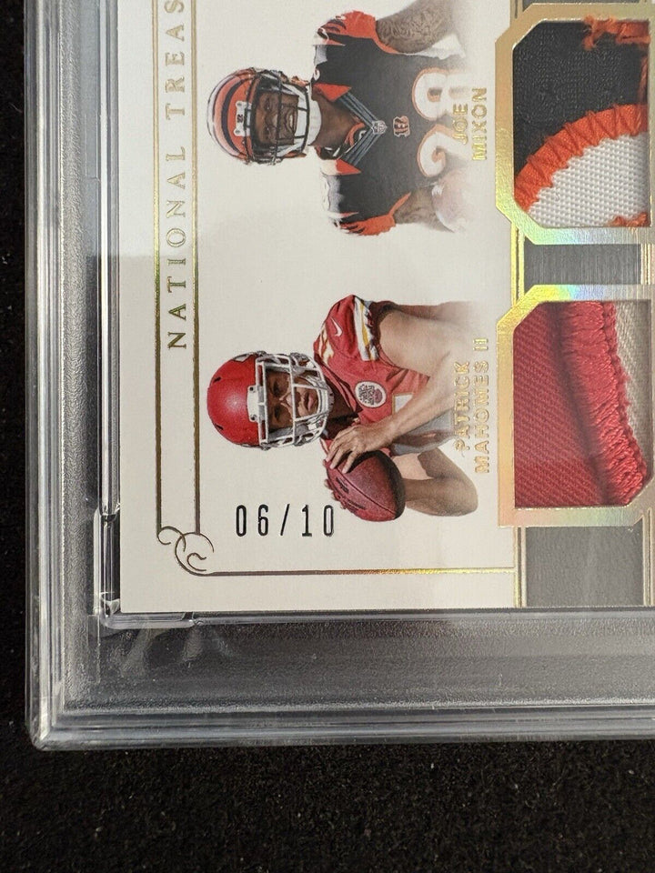 2017 National Treasures Patrick Mahomes/Mixon/Foreman Rookie Gear Gold /10 PSA 8