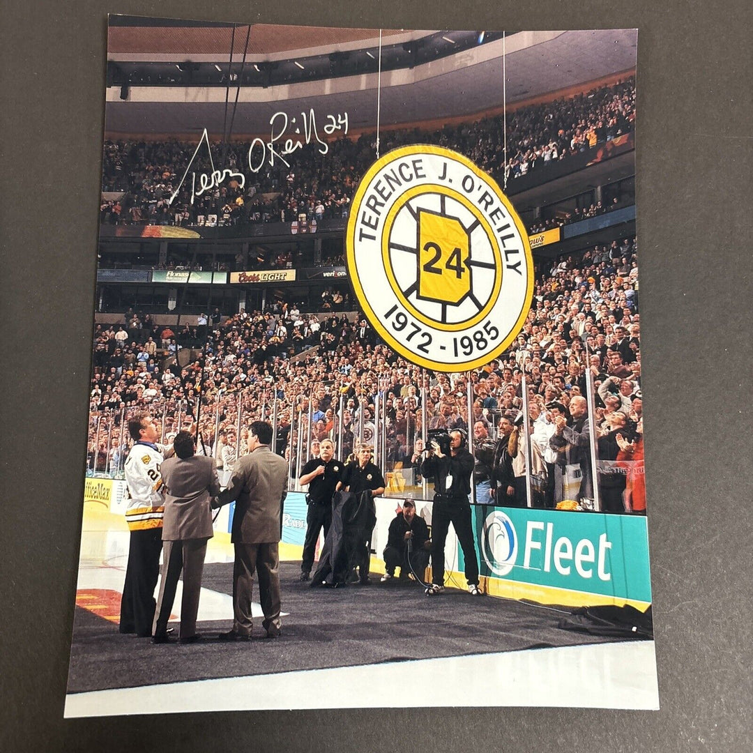 Terry O’Reilly Signed 8x10 Boston Bruins Sportsworld