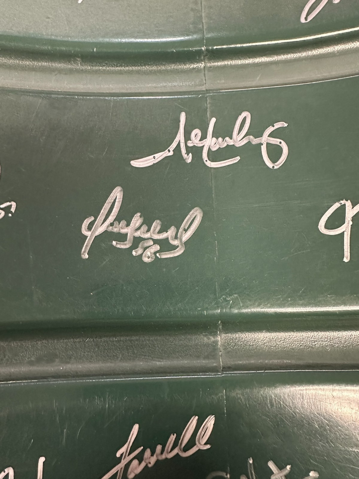 2013 Boston Red Sox World Series Champs Team Signed Fenway Seatback Fanatics