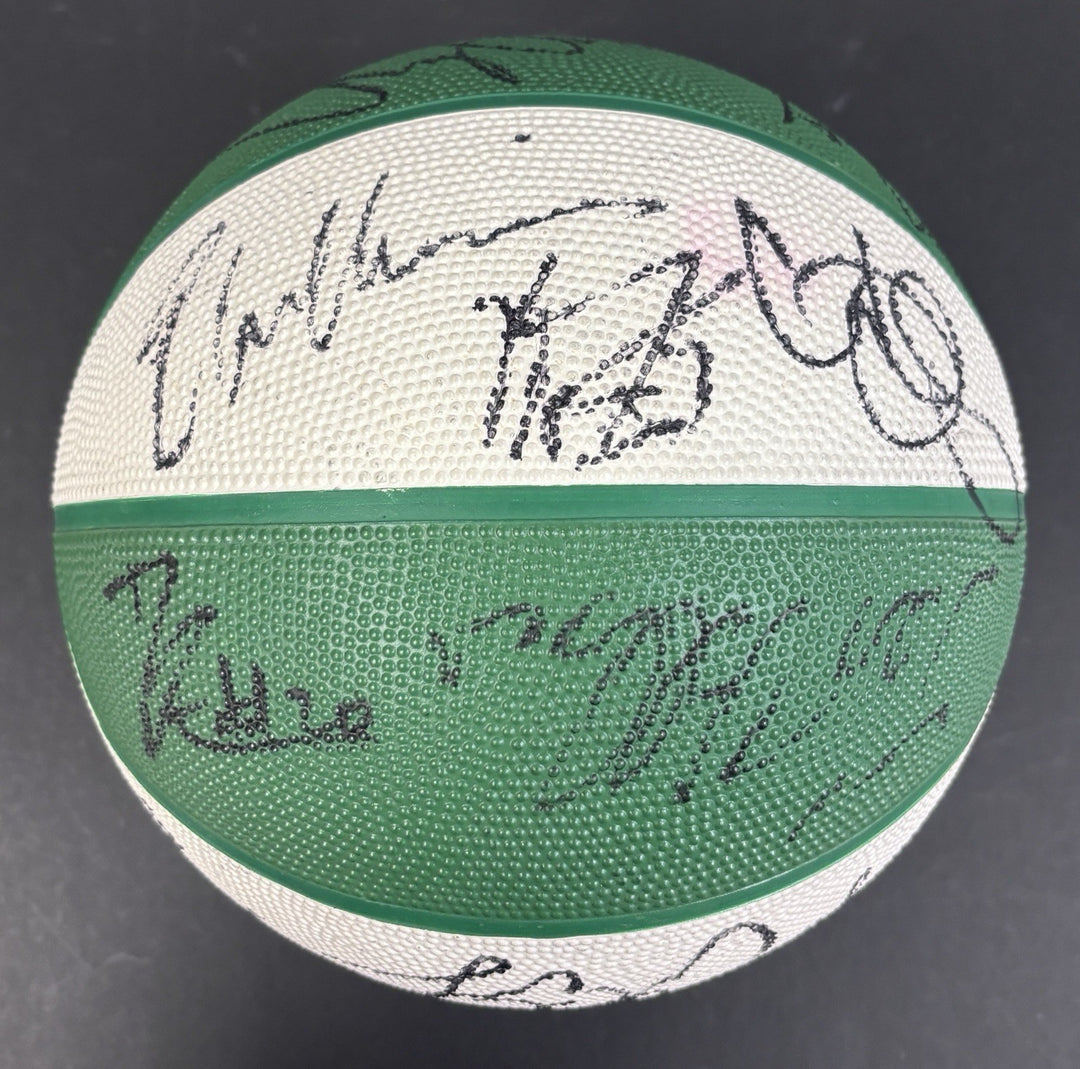 1999-00 Boston Celtics Team Signed Ball Paul Pierce +18 Sportsworld COA