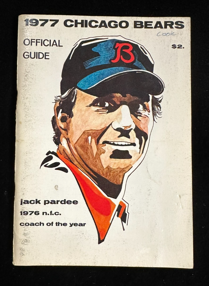 Vintage 1977 Chicago Bears Football Yearbook Avellini Payton Scott NFL