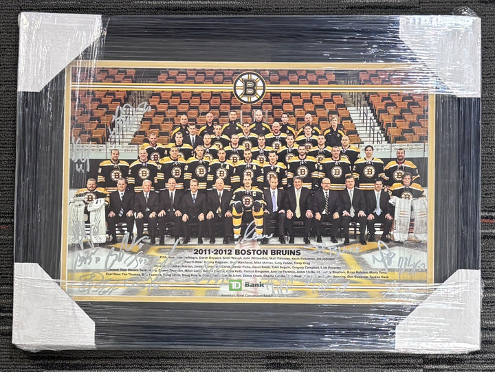 2011-12 Boston Bruins Team Signed Framed Photo Chara Thomas Bergeron Sportsworld