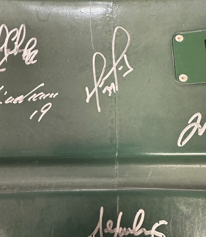 2013 Boston Red Sox World Series Champs Team Signed Fenway Seatback Fanatics