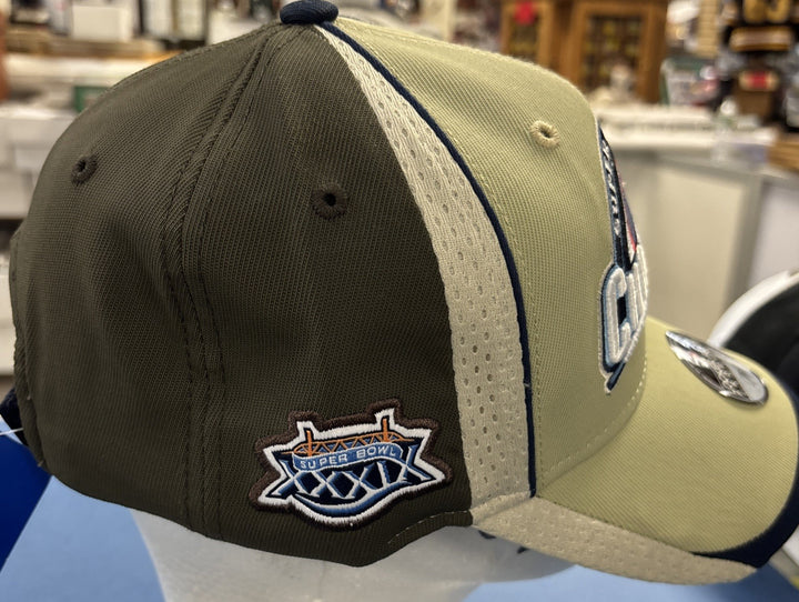 2005 New England Patriots Super Bowl Champions XXXIX Adjustable Hat Locker Room