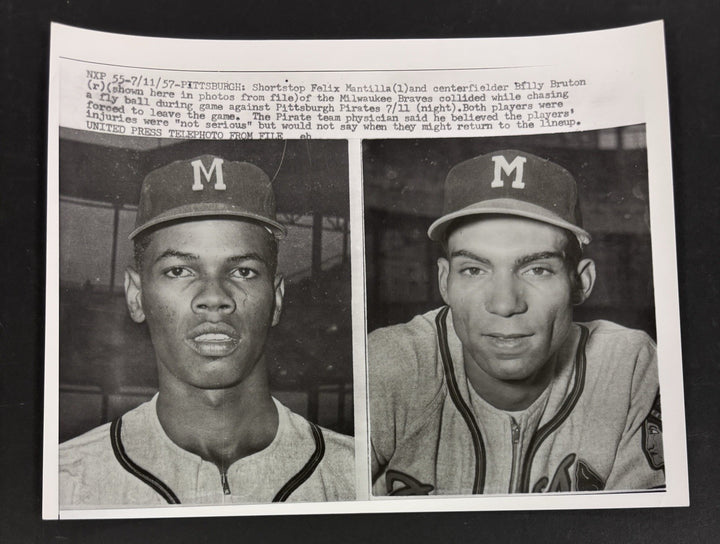 1957 Original 7x9 Newspaper Wire Photo Felix Mantilla Billy Bruton Milwaukee