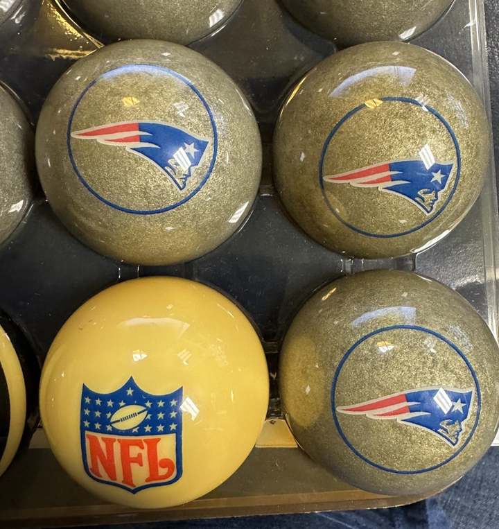 Dallas Cowboys & New England Patriots Billiards Pool Balls Set NFL Football