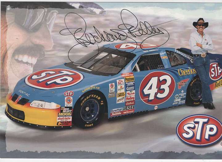 Richard Petty Autographed 9" x 6" STP Racing Photo NASCAR