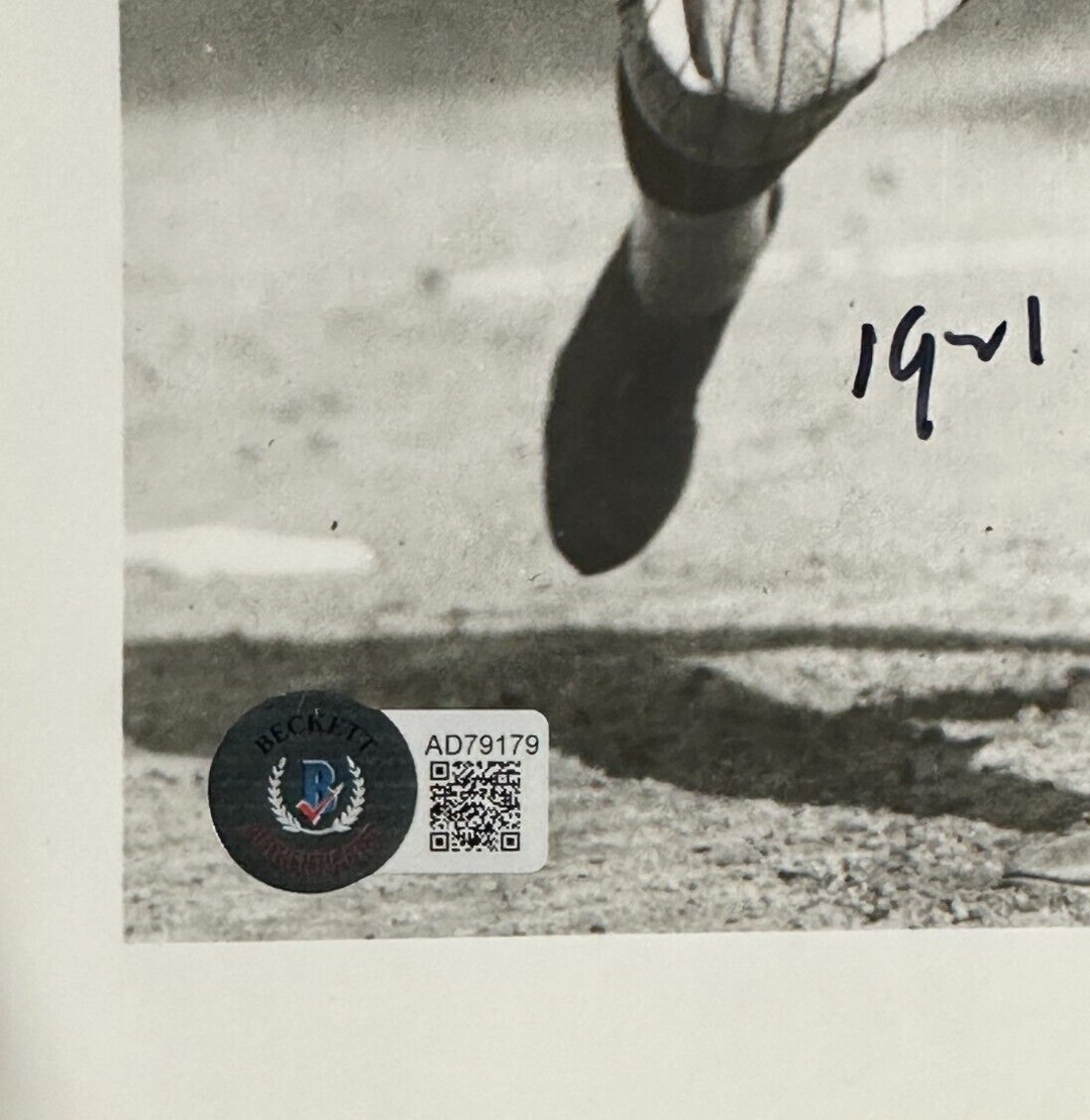 Waite Hoyt Autographed 8x10 Photo New York Yankees BAS HOF