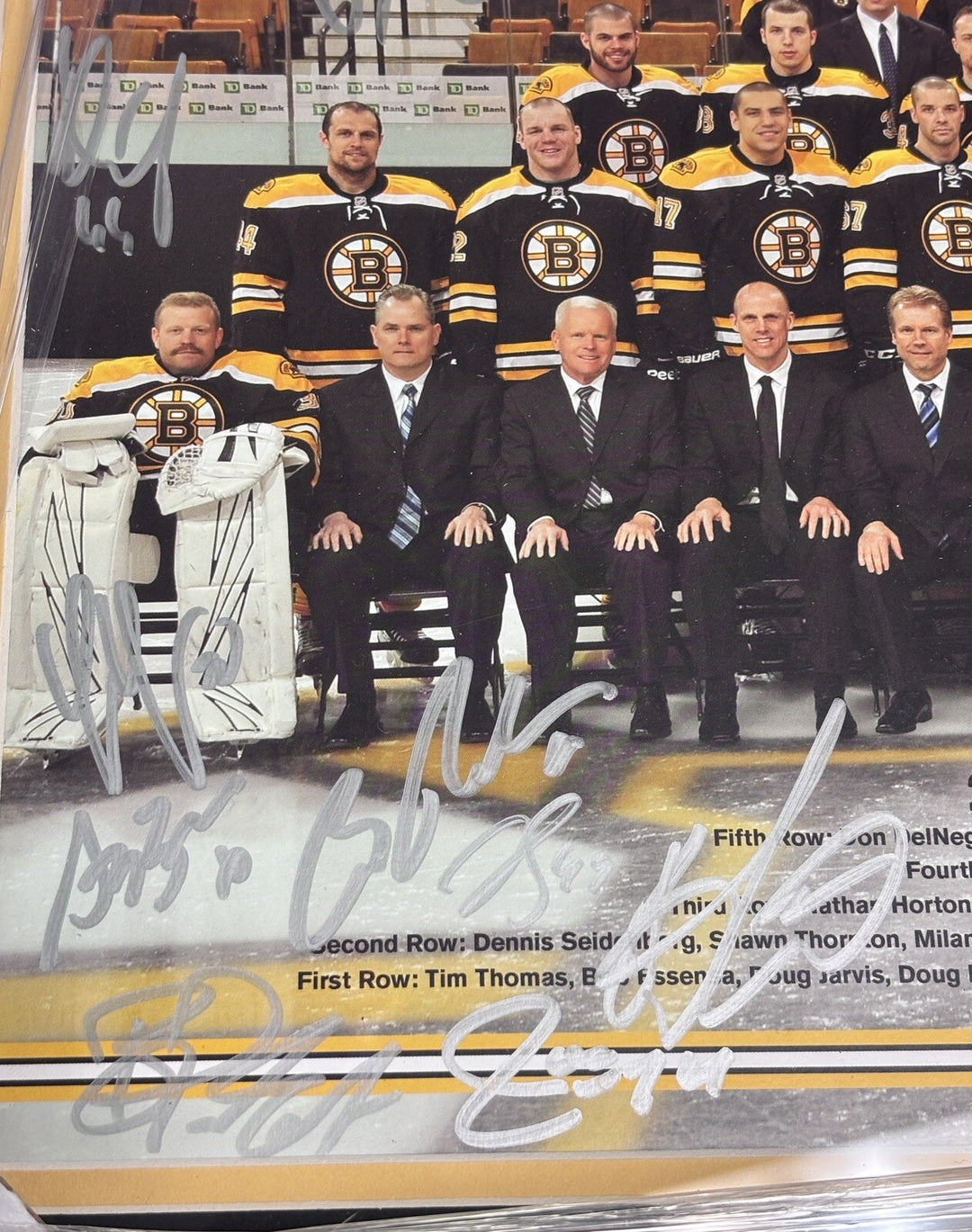 2011-12 Boston Bruins Team Signed Framed Photo Chara Thomas Bergeron Sportsworld