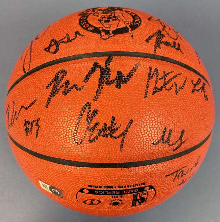 2020-21 Boston Celtics Team Signed Basketball Jayson Tatum Jaylen Brown Beckett