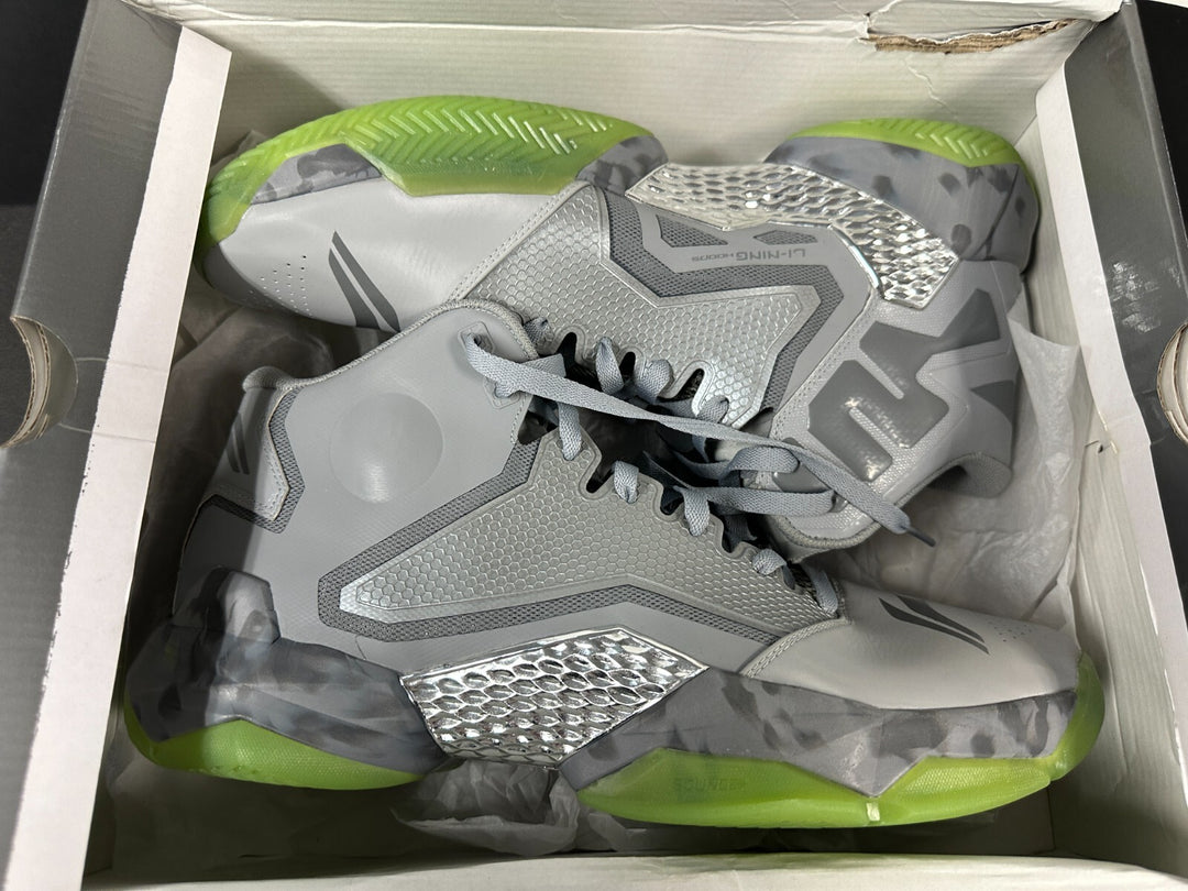 Evan Turner Game Issued Li-Ning Boston Celtics Basketball Shoes W/ Box