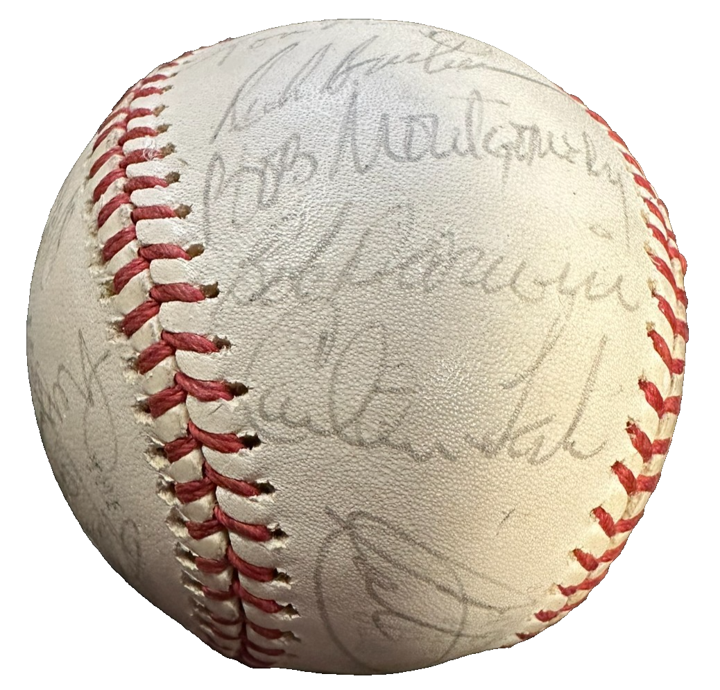 1976 Boston Red Sox Team Autographed Baseball Yaz Tiant Fisk Jenkins