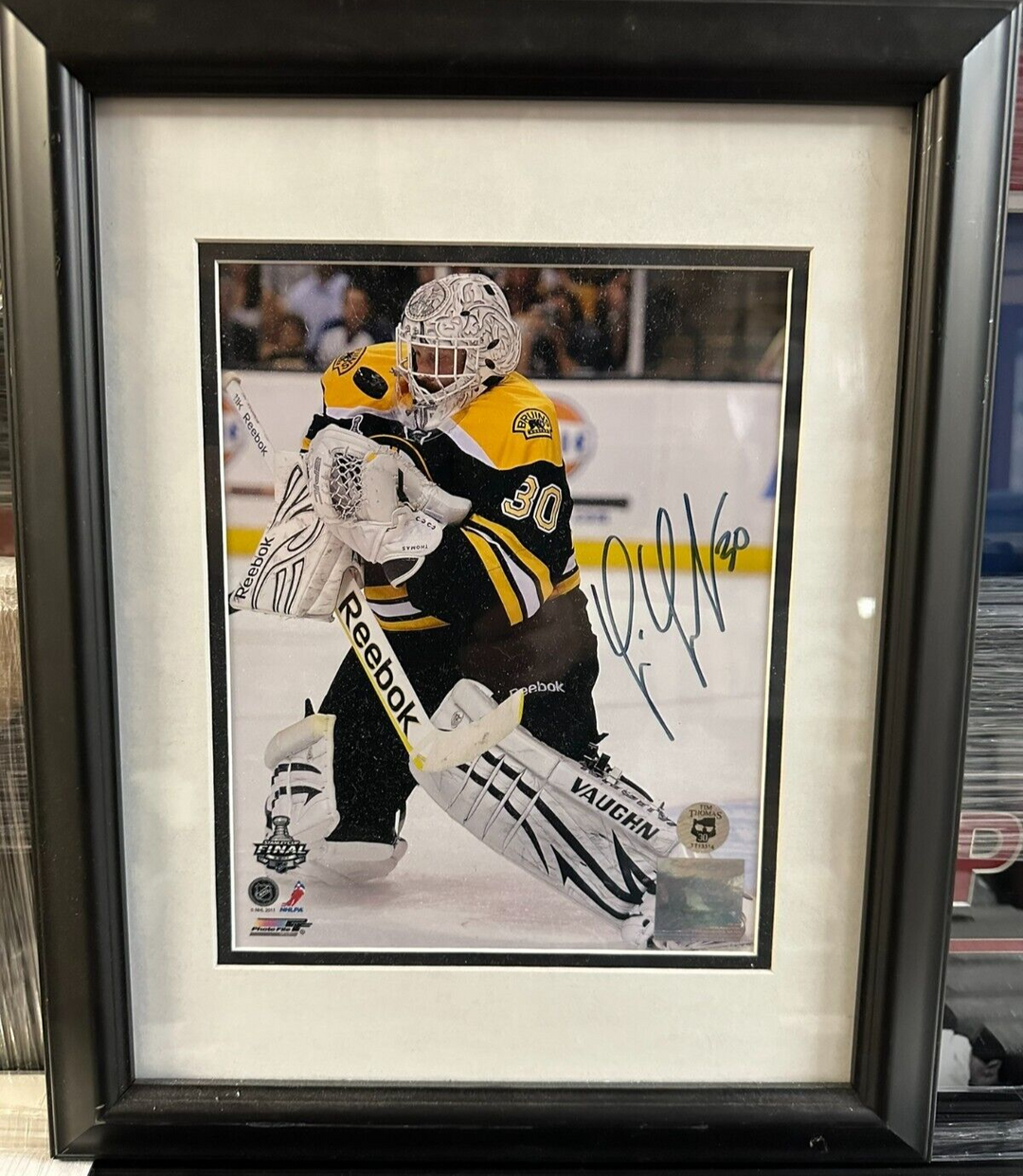 Tim Thomas Autographed 8x10 Photo Framed Boston Bruins NHL