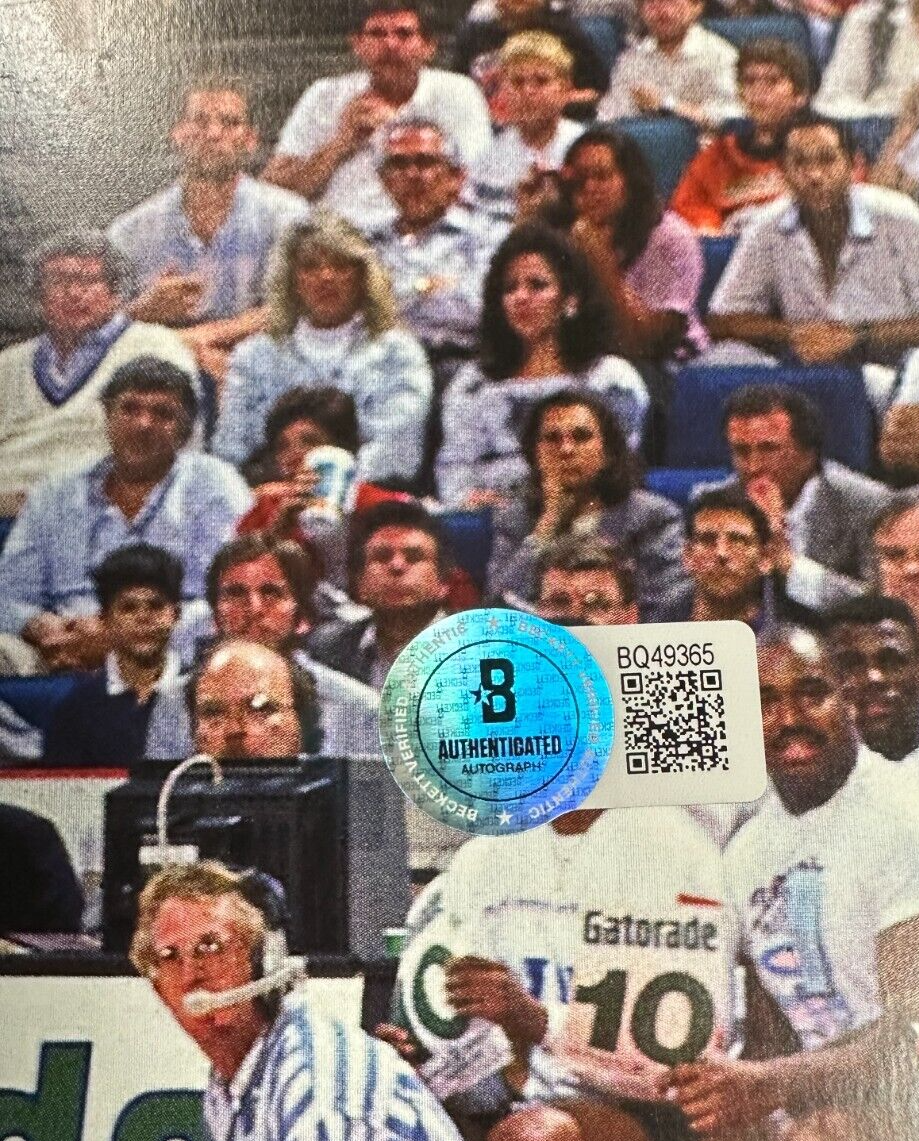 Dominique Wilkins Autographed Slam Dunk 8x10 Photo Atlanta Hawks BAS