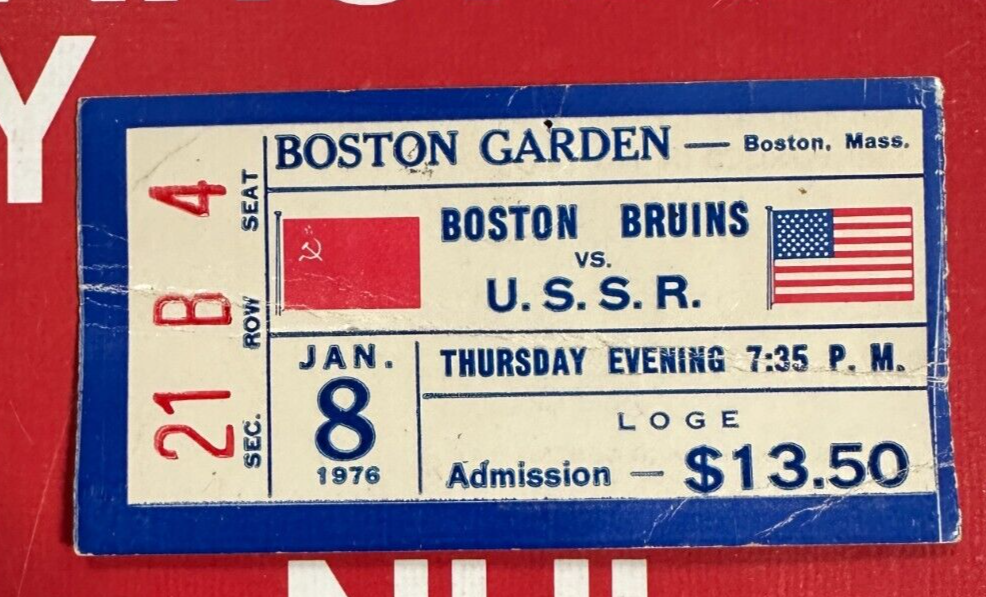Jan 8, 1976 Boston Bruins Vs the U.S.S.R. Hockey Program & Ticket Stub
