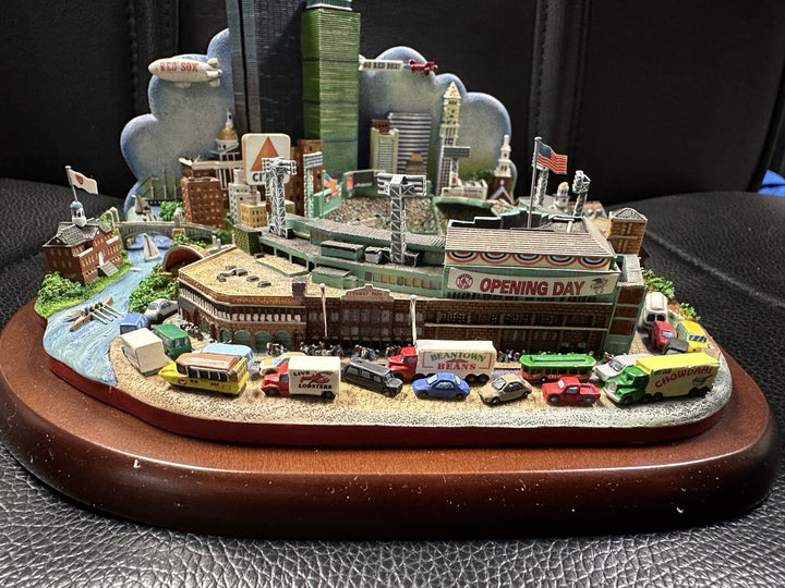Danbury Mint Boston Red Sox Fenway Park Stadium Replica Opening Day MLB 2000 NIB