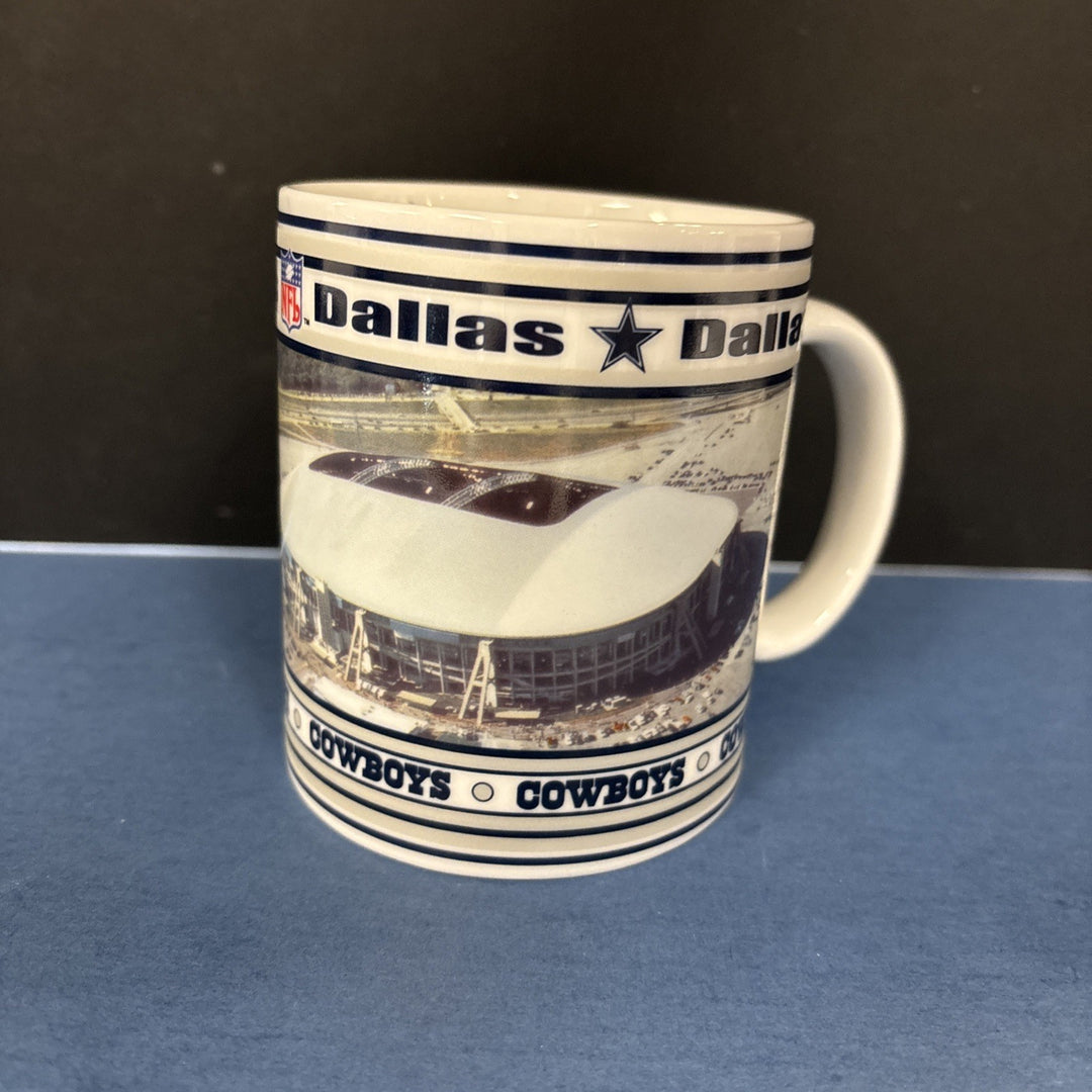 The Danbury Mint Dallas Cowboys Game Day Mug Home Sweet Home