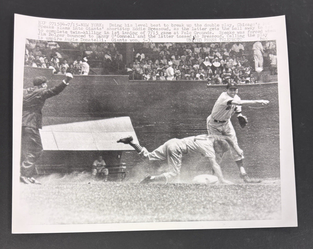 1950’s Original 7x9 Newspaper Wire Photo Bob Speake Eddie Bressoud Giants Cubs