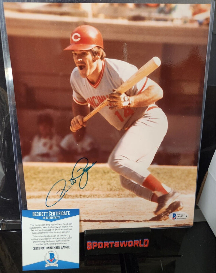 Pete Rose Signed 8x10 Photo Cincinnati Reds Beckett COA