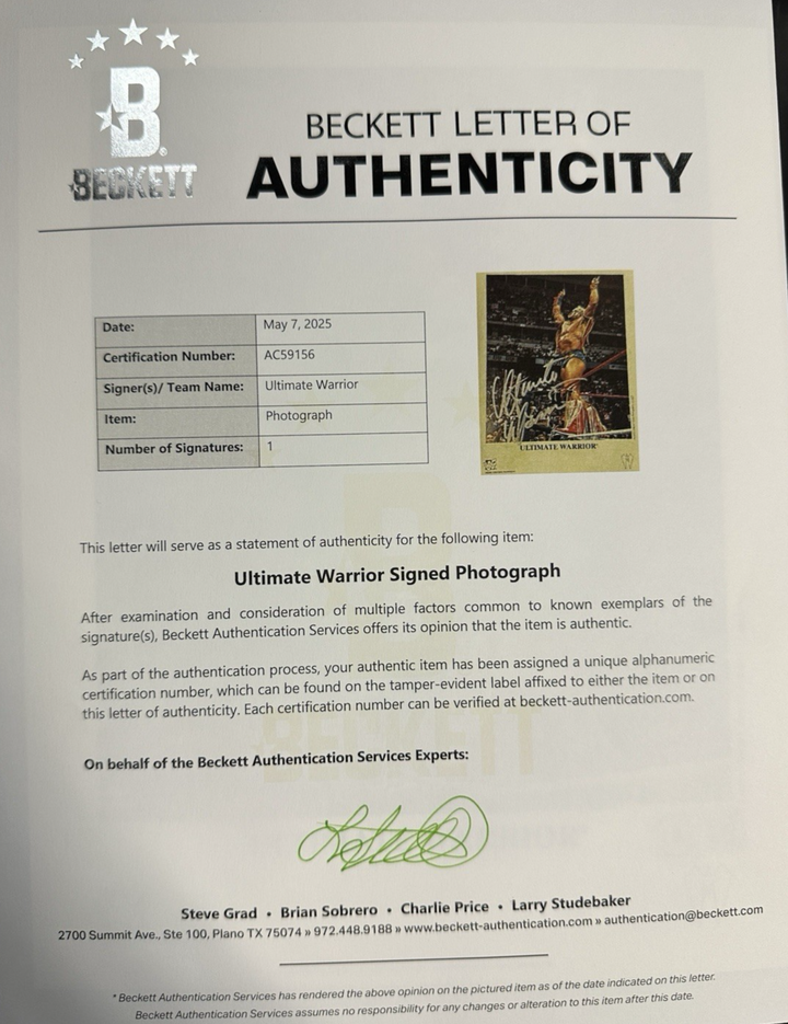 WWF / WWE Ultimate Warrior Autographed Original P-340 Promo Photo BAS