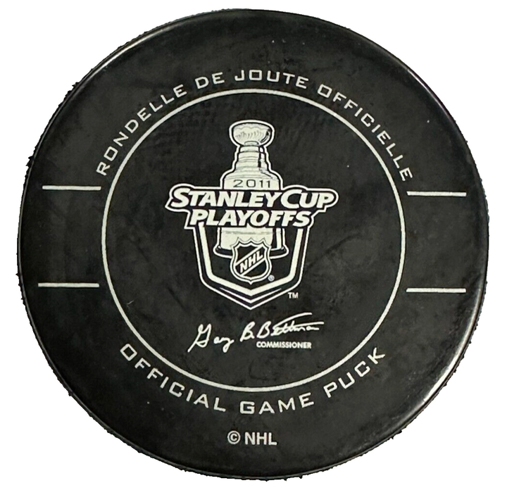 Tim Thomas Autographed 2011 Stanley Cup Finals Game 7 Hockey Puck Bruins BAS