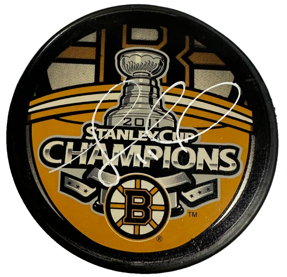 Gregory Campbell Autographed Boston Bruins 2011 Stanley Cup Champions Puck