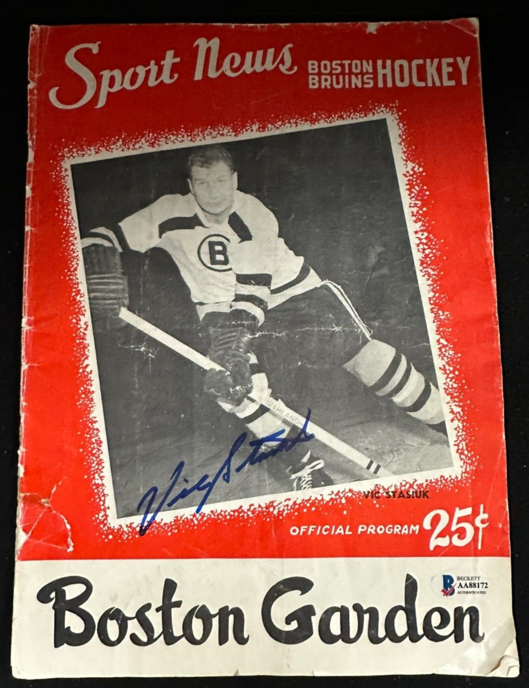 Vic Stasiuk Autographed 1957-58 Boston Bruins Program BAS