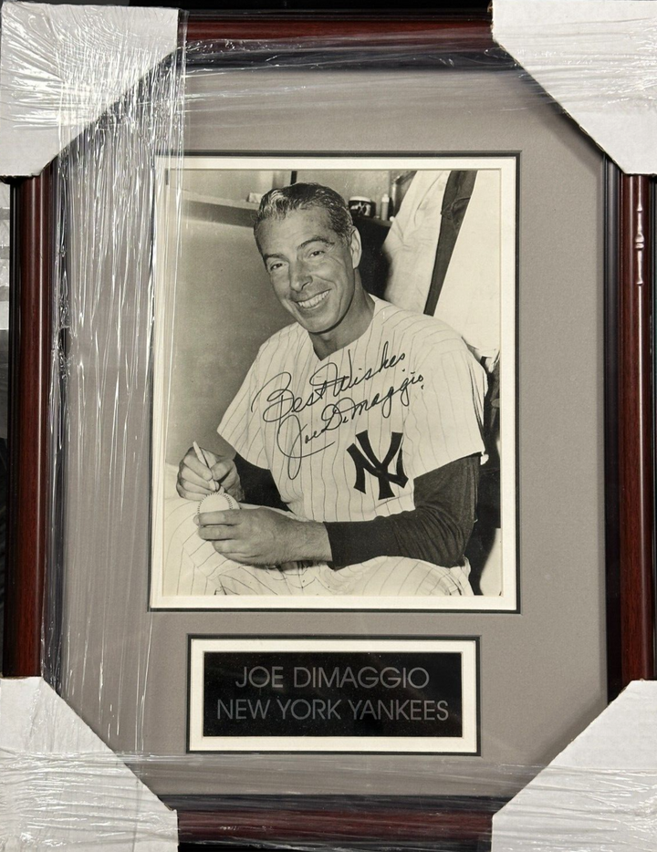 Joe DiMaggio Autographed 8x10 Photo New York Yankees Framed BAS