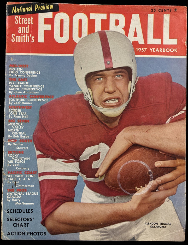 1957 STREET & SMITHS COLLEGE PRO FOOTBALL MAGAZINE CLENDON THOMAS OKLAHOMA SOON