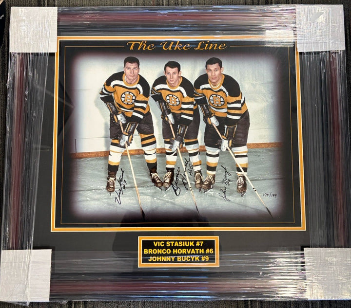 Uke Line Johnny Bucyk Vic Stasiuk Bronco Horvath Boston Signed Auto 16x20Photo