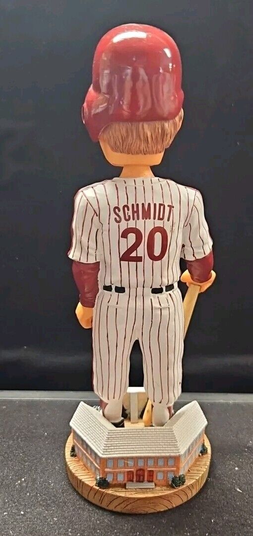 Mike Schmidt Bobblehead Forever Collectibles #4230/10000 Cooperstown Collection