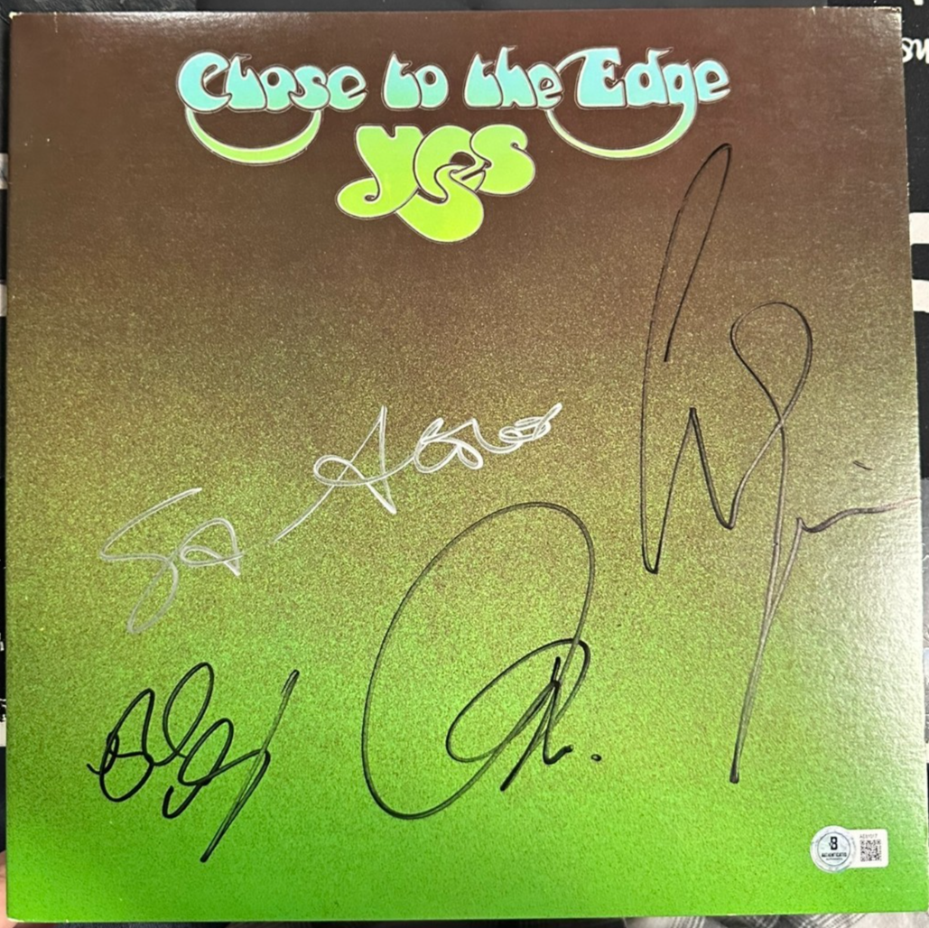 YES Signed Close to the Edge Record Album Jon Anderson White Squire Howe BAS
