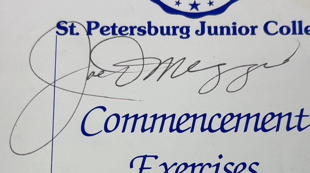 Joe DiMaggio Signed St. Petersburg Junior College Commencement Program Beckett