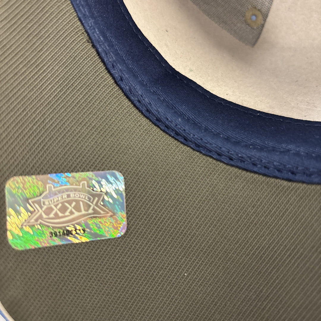 2005 New England Patriots Super Bowl Champions XXXIX Adjustable Hat Locker Room