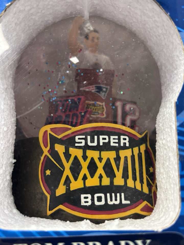 Tom Brady Super Bowl XXXVIII MVP Limited Edition Snow Globe 607/5004 NFL