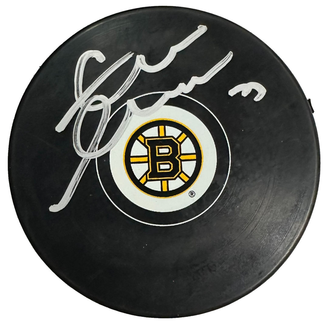 Zdeno Chara Autographed Boston Bruins Hockey Puck HOF NHL