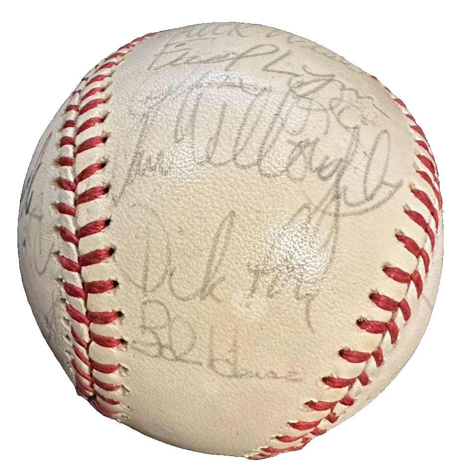 1976 Boston Red Sox Team Autographed Baseball Yaz Tiant Fisk Jenkins