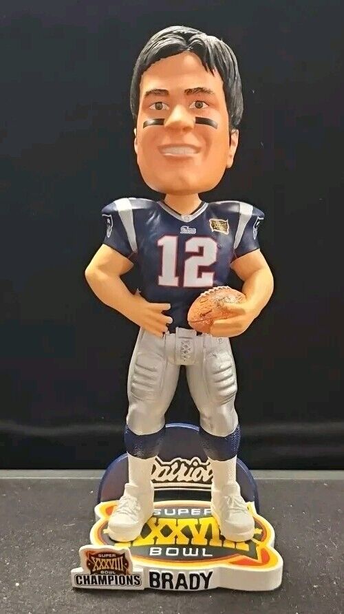 Tom Brady Superbowl XXXVIII FOCO Bobblehead Legends Of The Field LE /20000