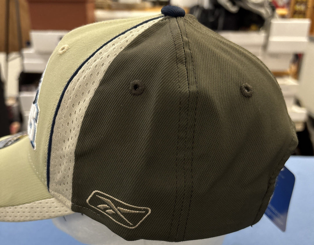 2005 New England Patriots Super Bowl Champions XXXIX Adjustable Hat Locker Room