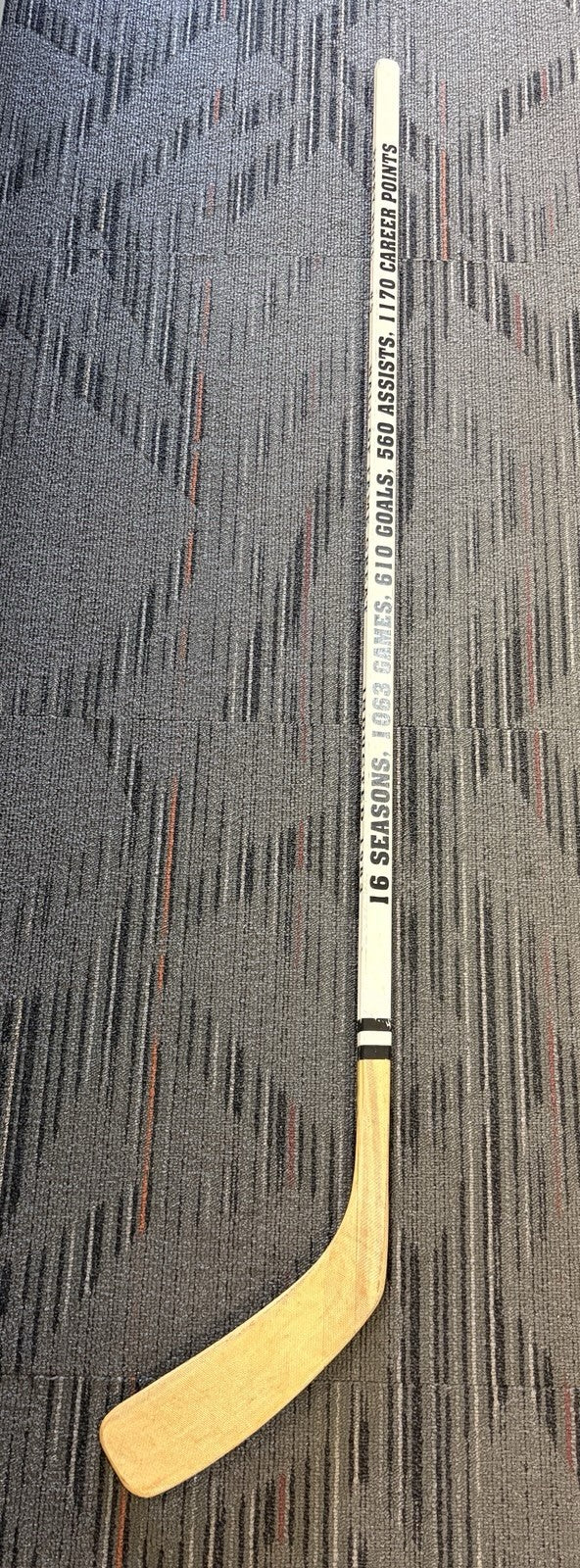 Bobby Hull Signed Stats And HOF Stick Chicago Black Hawks Sportsworld COA