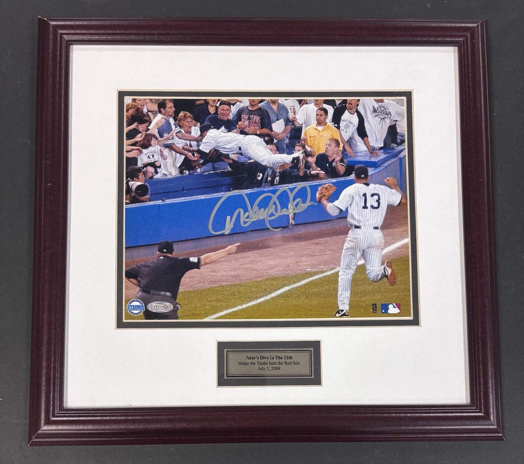 Derek Jeter Autographed 8x10 Photo Framed Steiner Sports Yankees HOF